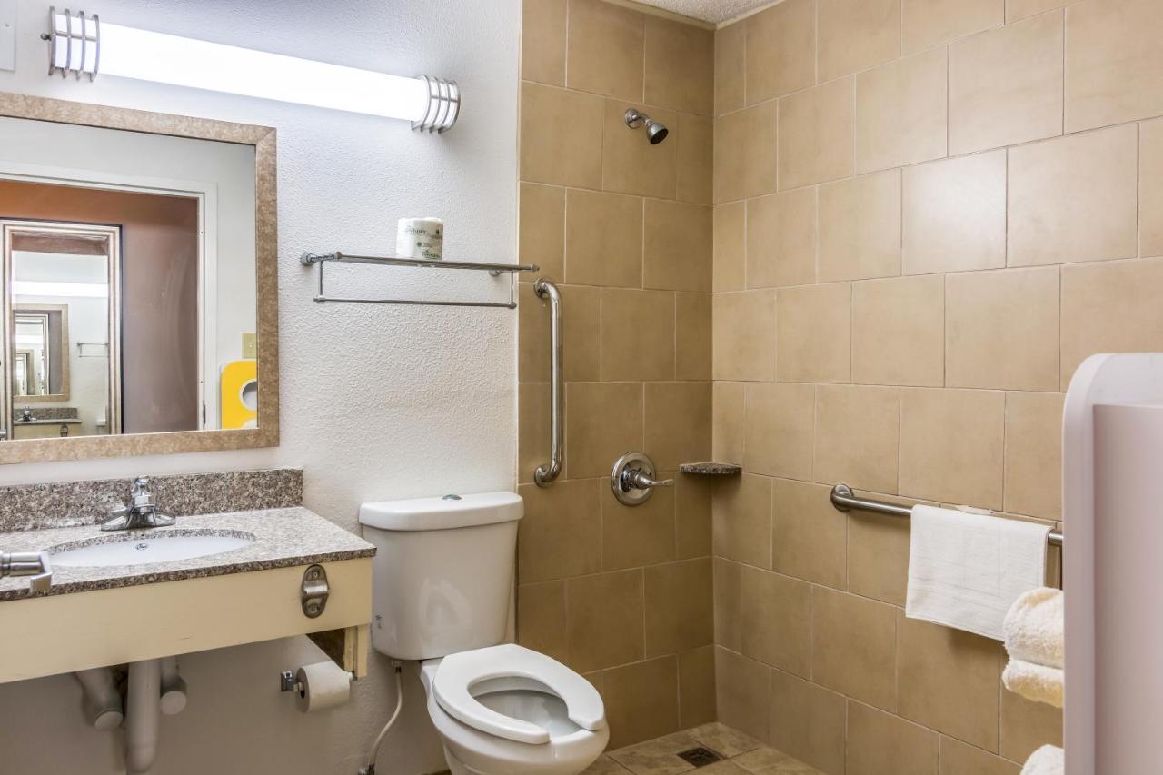 Motel 6-Petersburg, Va - Fort Lee ภายนอก รูปภาพ